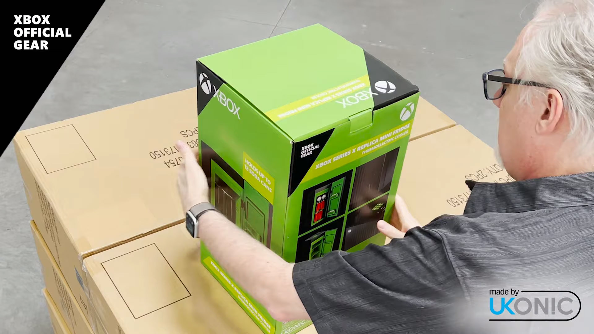 Unboxing Frigo Xbox Series X : déballage et intérieur de l'appareil