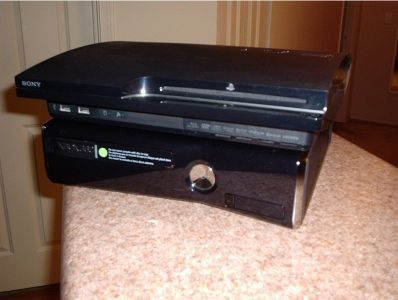 News : Xbox 360 Slim vs PS3 Slim