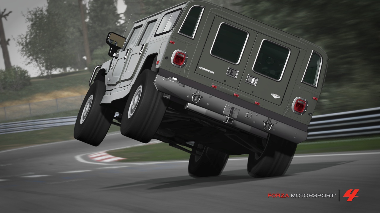 Même le Hummer s'en mêle, attention à vos pare-chocs
