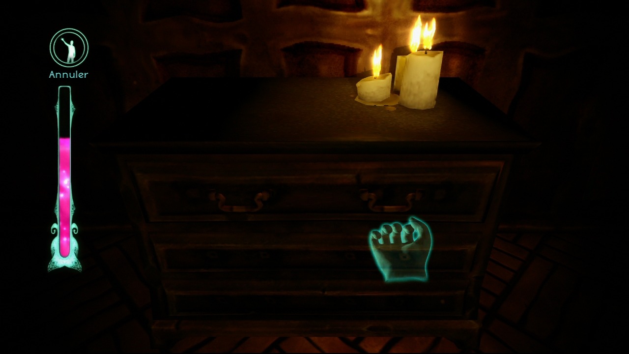 On sélectionne les éléments avec la lampe torche pour les utiliser.