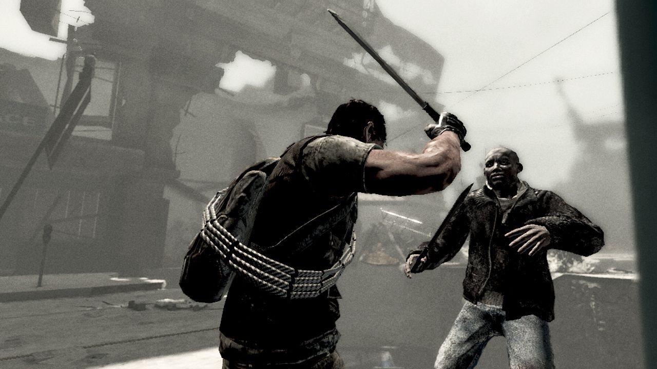 Il voulait qu'il lui machette ceci, puis qu'il lui machette cela. Il va pas être déçu du voyage.