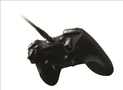 News : Razer présente la manette Sabertooth Xbox 360