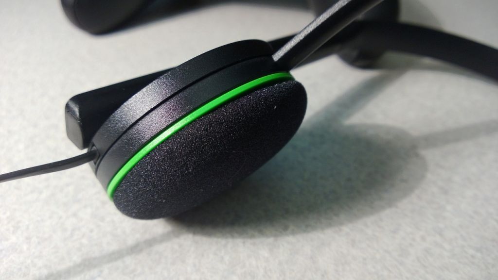 Xbox One : le micro-casque en photos détaillées