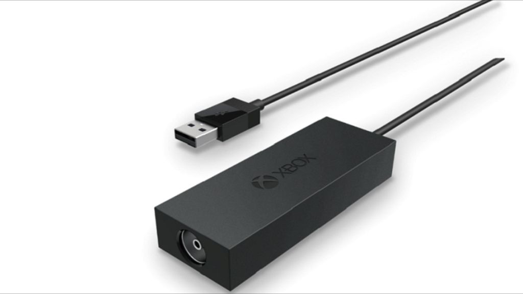 Xbox One : le boitier tuner TV dispo en octobre à 29,99€