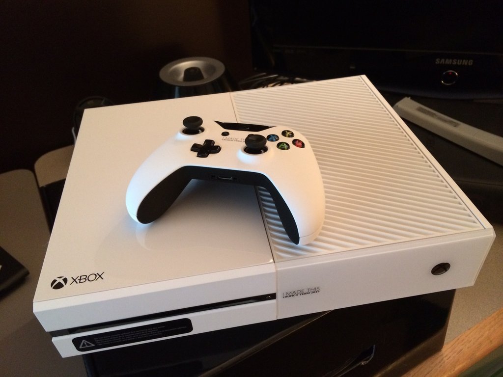 Phil Spencer ne sait pas s’il peut rattraper la PS4, et s’en moque un peu