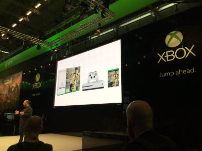 News : Xbox One S : sortie en France du pack Fifa 17 le 22 septembre en 1To ou 500 Go