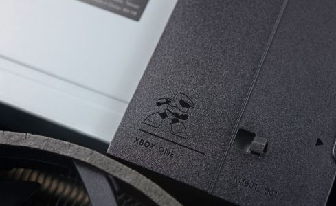 News : Un masterchief est caché à l’intérieur de la Xbox One S
