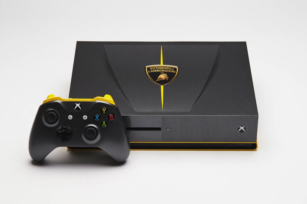 A la découverte de la Xbox One S Lamborghini Centenario par Xbox Australie
