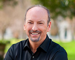 News : Peter Moore quitte EA pour le club de foot Liverpool