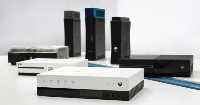 Les différents Dev Kit de la Xbox Originale à la Xbox Scorpio