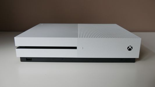 Test : Test – Xbox One S, la console HDR et son lecteur Blu-Ray 4K UHD