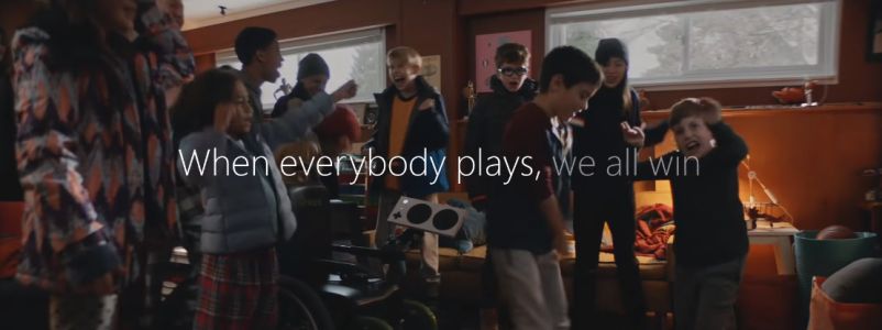 News : Microsoft : la publicité de Noël met en avant la manette adaptative Xbox One