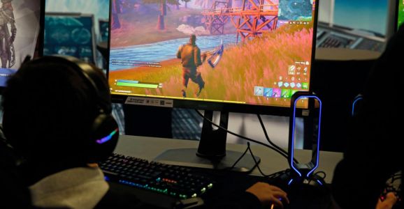 News : Fortnite et Warzone responsable d’une augmentation de 2/3 du trafic réseau en Italie