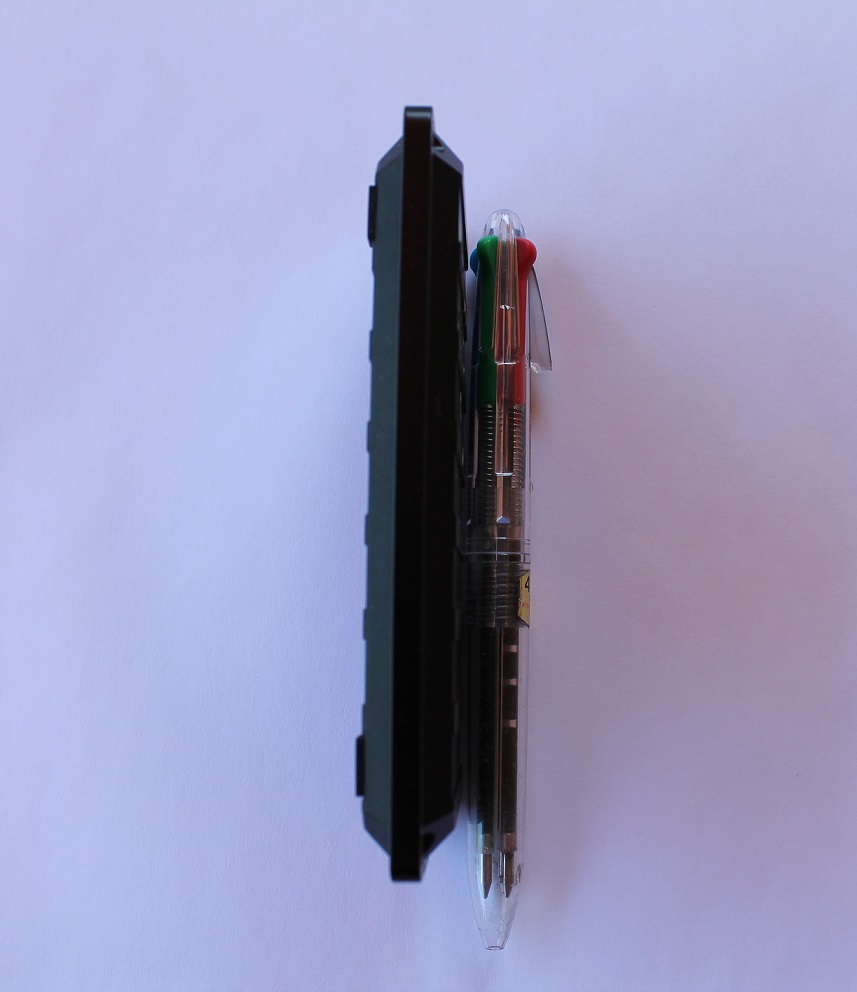 À peine plus gros qu'un stylo