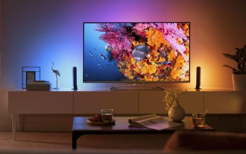 Bon plan : [Black Friday] Philips Hue Play HDMI Sync Box + 2 lampes Hue Play à -80€