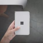 Surface Duo : le téléphone double écran de Microsoft sort en 2021 en France