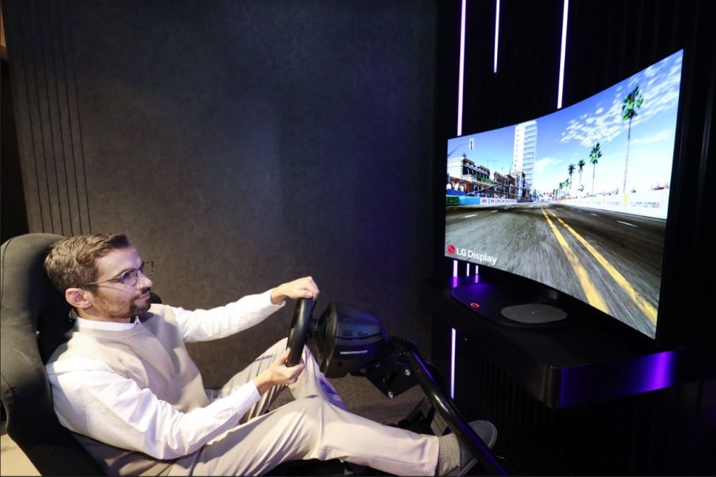 CES 2021 : LG présentera un TV OLED 4K incurvable de 48 » dédié au gaming