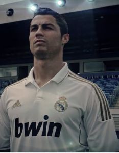 PES 2013 annonce déjà les DLC gratuits