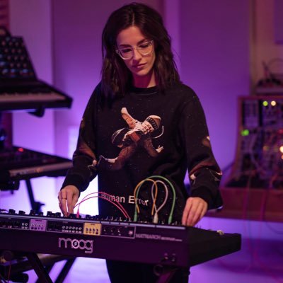 Sarah Schachner durant un Game Makers Podcast sur AC Valhalla