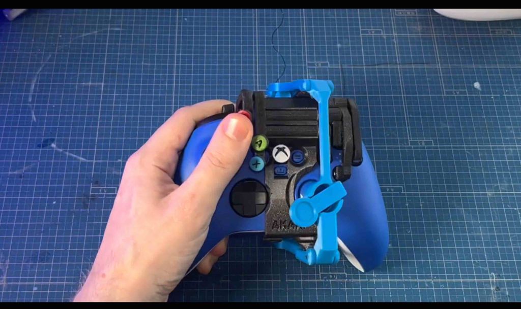 Une nouvelle manette Xbox pour jouer à une seule main a été inventée