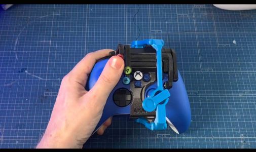 News : Une nouvelle manette Xbox pour jouer à une seule main a été inventée
