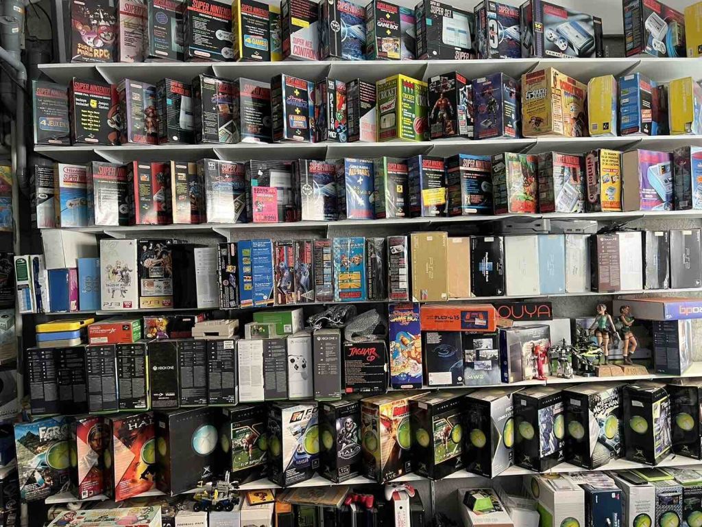 Un Français revend sa collection de 2200 consoles pour près d’un million d’euros