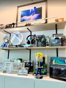 News : Prototype Xbox Keystone sur l’étagère de Phil Spencer : pas avant “des années”