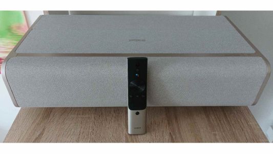 Test : Test – Vidéoprojecteur XGIMI AURA 2 – Clap de fin pour le téléviseur ?