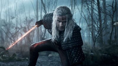 Série Netflix The Witcher : voici le premier aperçu vidéo de la Saison 4 avec Liam Hemsworth dans le rôle de Geralt de Riv