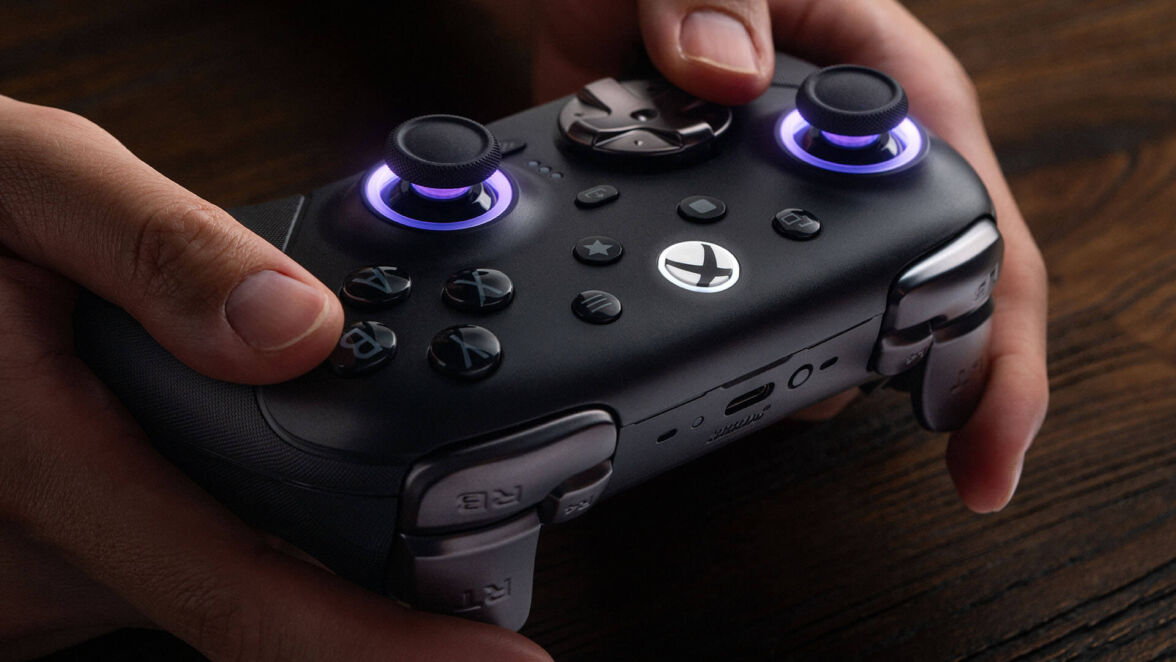 8BitDo frappe fort avec une nouvelle manette Xbox “pro” pour concurrencer l’Elite Series